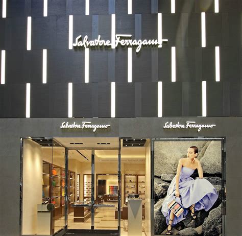 salvatore ferragamo tienda.